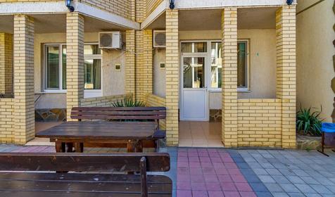 Двухместный с доп.местом. Пансионат ЮгРа, Анапа, Благовещенская