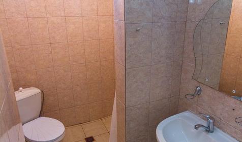 Люкс двухкомнатный с балконом. Гостиница Дельфин, Анапа, Витязево