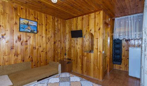 Стандарт трехместный. Гостевой дом Аруна, Геленджик, Архипо-Осиповка