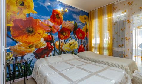 Трехместный полулюкс. Гостевой дом Аруна, Геленджик, Архипо-Осиповка