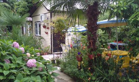 Домик четырехместный двухкомнатный комфорт