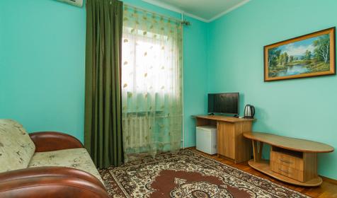 Семейный двухкомнатный двухместный номер. Отель У Бочарова ручья, Сочи