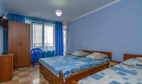 Трехместный комфорт. Гостевой дом У Светланы, Сочи, Кудепста