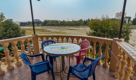 Комфорт четырехместный . Гостиница Пурпурный замок, Адлерский р-н г. Сочи