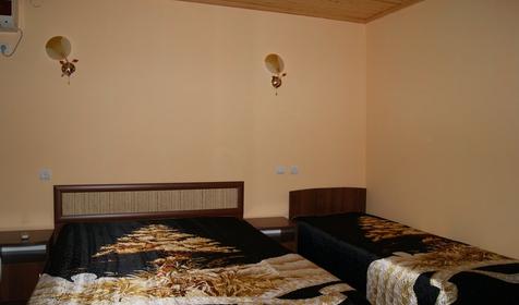 Шестиместный двухкомнатный с кухней №11