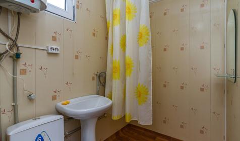 Трехместный домик. Частная гостиница Домики в горах, с. Хамышки