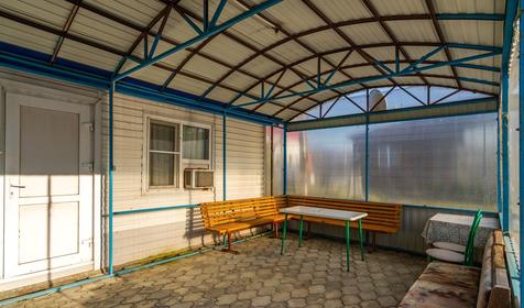 Трехместный домик. Частная гостиница Домики в горах, с. Хамышки