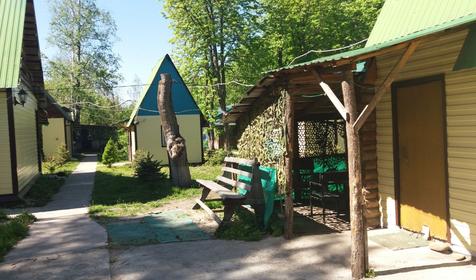  Оздоровительно-туристический комплекс Жень-Шень, п. Мостовской