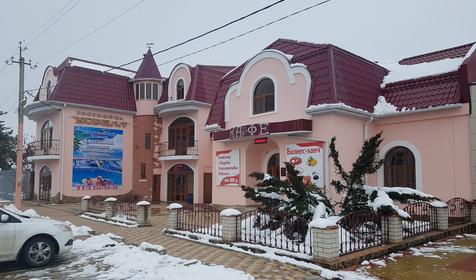 Оздоровительный комплекс Коралл, п. Мостовской