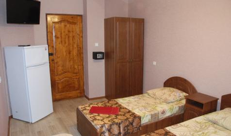 Трехместный с собственной ванной вне номера