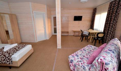 Люкс четырехместный с видом на море