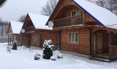 Близнецы у реки