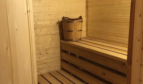 Близнецы у реки