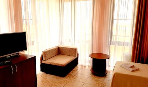 Улучшенный с большим балконом