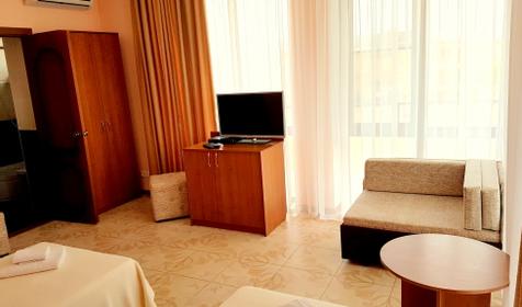 Улучшенный с большим балконом