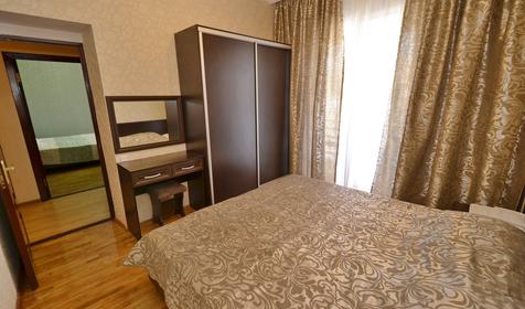 Люкс четырехкомнатный шестиместный с кухней