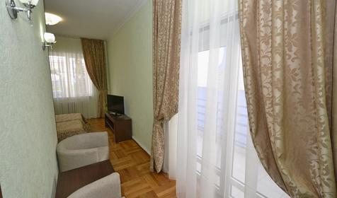 Люкс двухместный однокомнатный с балконом