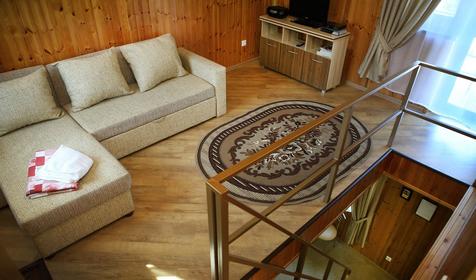 Шестиместный трехкомнатный коттедж