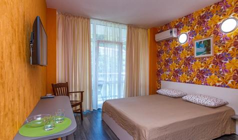 Двухместный комфорт с балконом с видом на сад