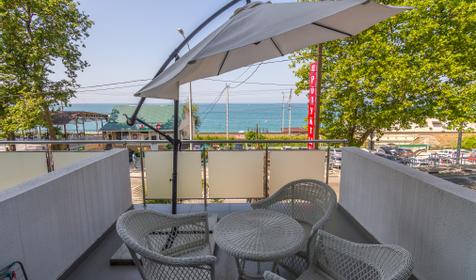 Четырехместный люкс с террасой, вид на море