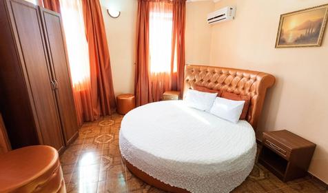 Мартон Лион