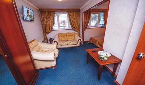 Двухместный 1 категории, французская кровать, 4 этаж пансионат "Радуга", Геленджик