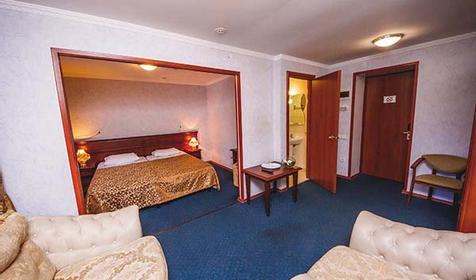 Двухместный 1 категории, французская кровать, 4 этаж пансионат "Радуга", Геленджик