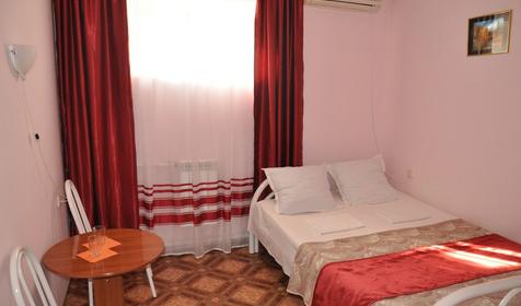 Двухместный (в цоколе)