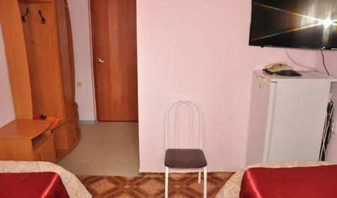 Двухместный (в цоколе)