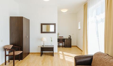 Апартаменты с кухней пятиместные четырехкомнатные, апарт-отель "Имеретинский - Прибрежный Квартал", Сочи, Адлер