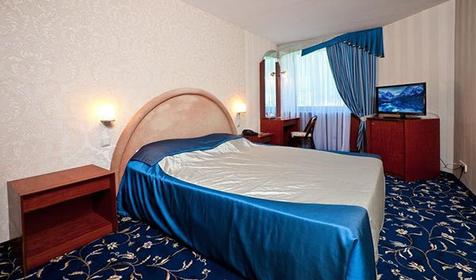 Люкс двухкомнатный. Курортный комплекс "Молния", Туапсинский район, п. Небуг