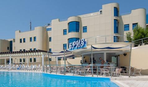 Курортный комплекс "«Молния Ямал» курортный комплекс (корпус 1, 2 «Ямал»)", Туапсинский район, Небуг