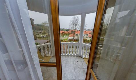 Четырехместный с балконом. Гостевой дом L’ete, Сочи, Лазаревское