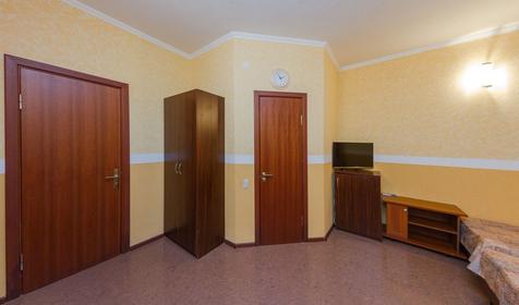 Четырехместный полуцоколь. Гостевой дом L’ete, Сочи, Лазаревское