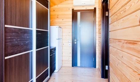 Бунгало с видом на бассейн. Отель Золотая Бухта, Анапа