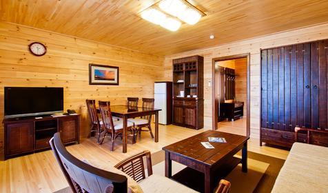 Бунгало двухэтажный. Отель Золотая Бухта, Анапа