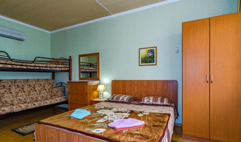 Семейный пятиместный. Гостевой дом Вояж, Геленджик