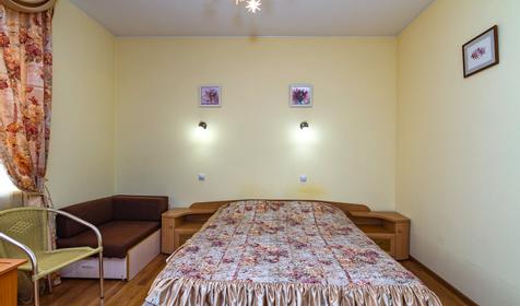 Двухместный стандарт с одним доп.места. Гостевой дом София, г. Геленджик