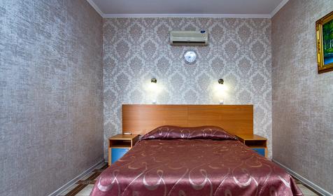 Двухместный стандарт с двумя доп.местами. Гостевой дом София, г. Геленджик