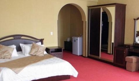 Студия, Гостиница "Прибой"