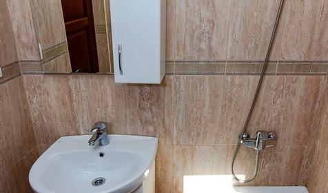 Двухкомнатный четырехместный номер с двумя санузлами площадью 15 кв. метров