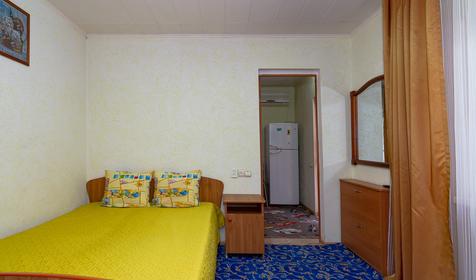 Двухкомнатный стандарт. Гостевой дом На Мира, Геленджик