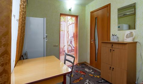 Двухкомнатный стандарт. Гостевой дом На Мира, Геленджик