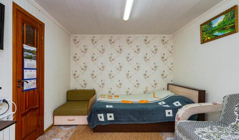 Однокомнатный четырехместный стандарт с дополнительным местом. Гостевой дом На Мира, Геленджик