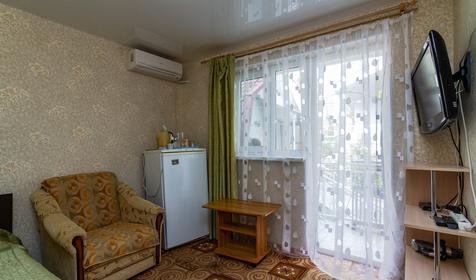 Однокомнатный трехместный полулюкс. Гостевой дом На Мира, Геленджик