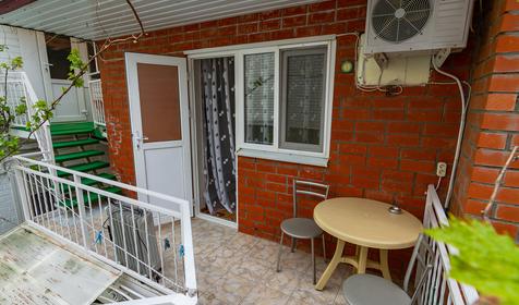 Однокомнатный трехместный полулюкс. Гостевой дом На Мира, Геленджик