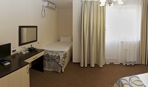 Стандарт двухместный DBL+ EXTRA BED (реб. 0-12 лет), город-отель "Бархатные сезоны - "Русский дом", квартал 14", Сочи, Адлер
