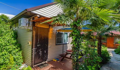 Гостевой двор Усадьба, Сочи, Лоо