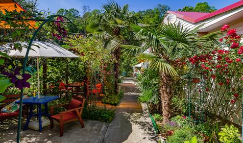 Гостевой двор Усадьба, Сочи, Лоо