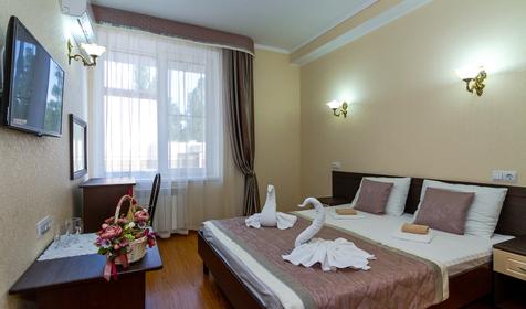 Двухкомнатный люкс без балкона. Отель Георгий, Анапа, Витязево